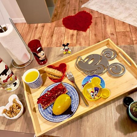Апартаменты 5 Min From Disneyland Cozy Retreat Монтеврен Экстерьер фото