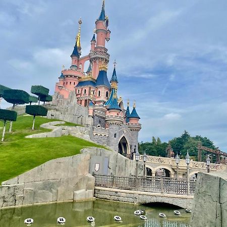 Апартаменты 5 Min From Disneyland Cozy Retreat Монтеврен Экстерьер фото